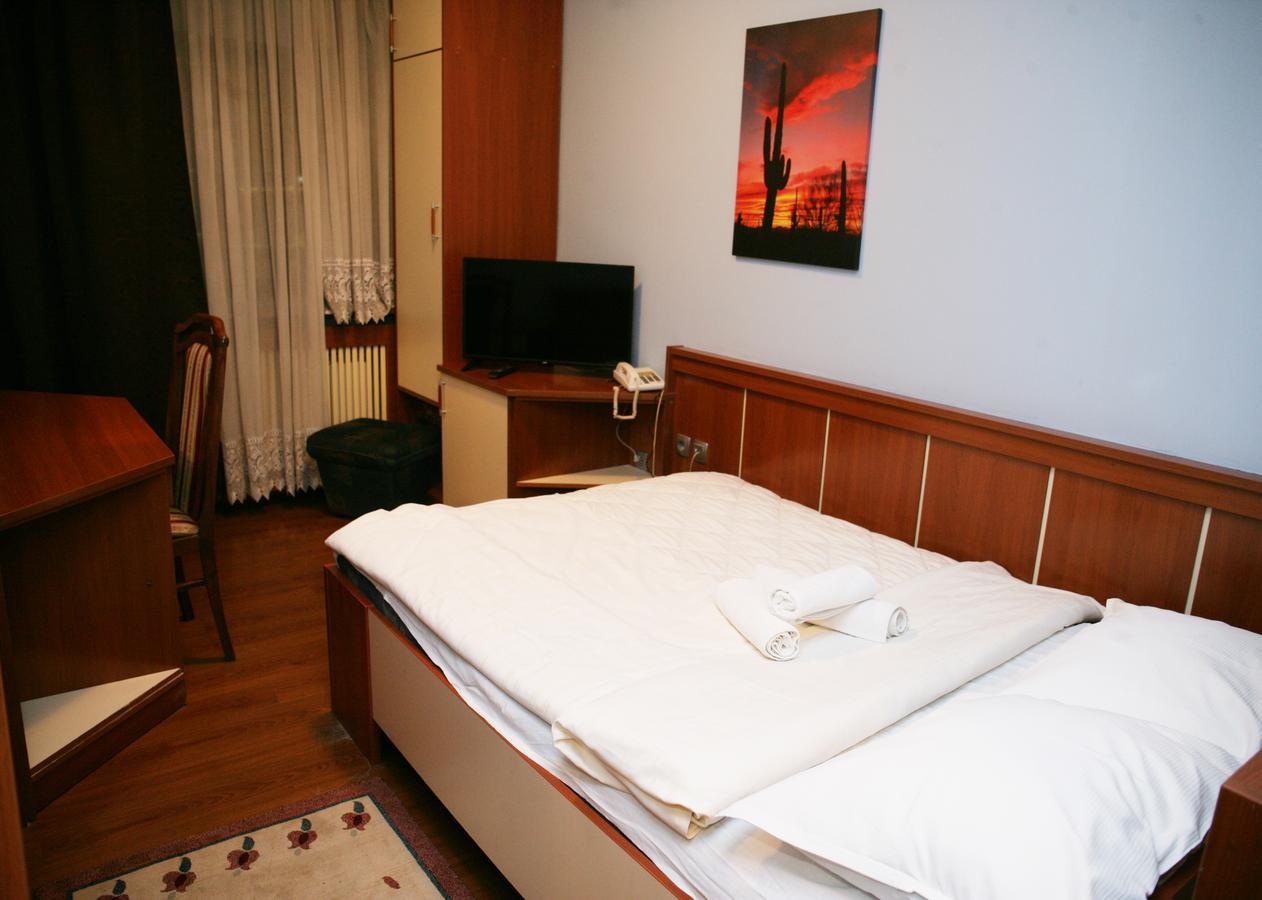 Motel Nana Banja Luka Exterior foto