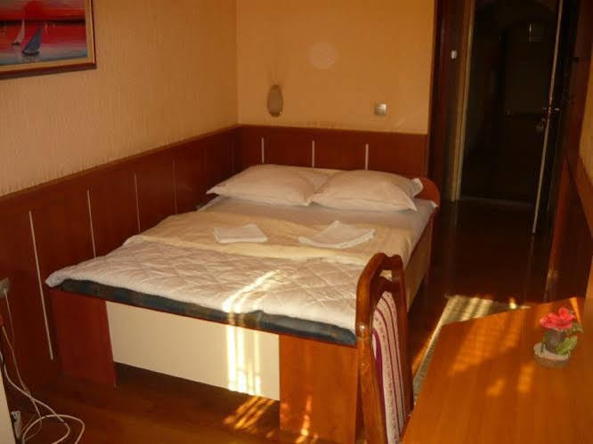 Motel Nana Banja Luka Exterior foto